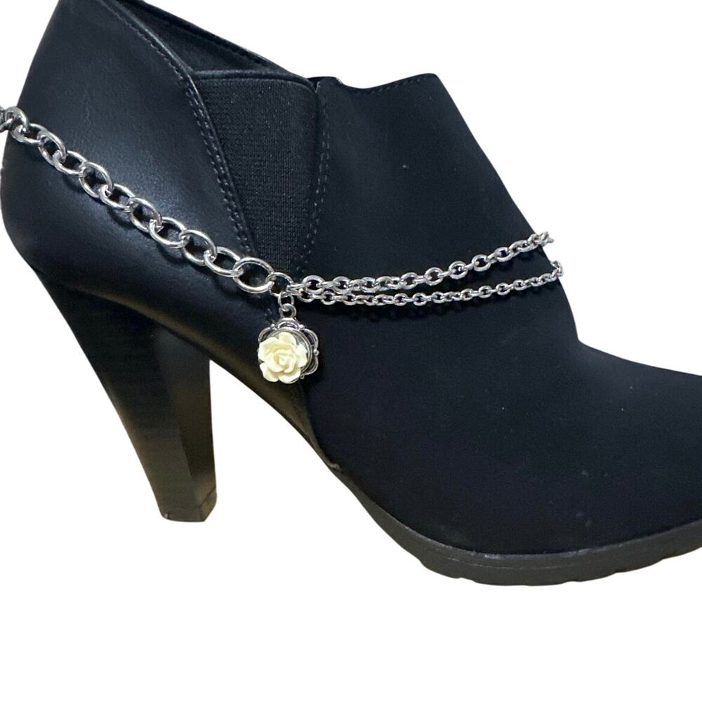 Womens Boot Chain White Roses charms Silver Tone 14” HomeMade Brand New NWT